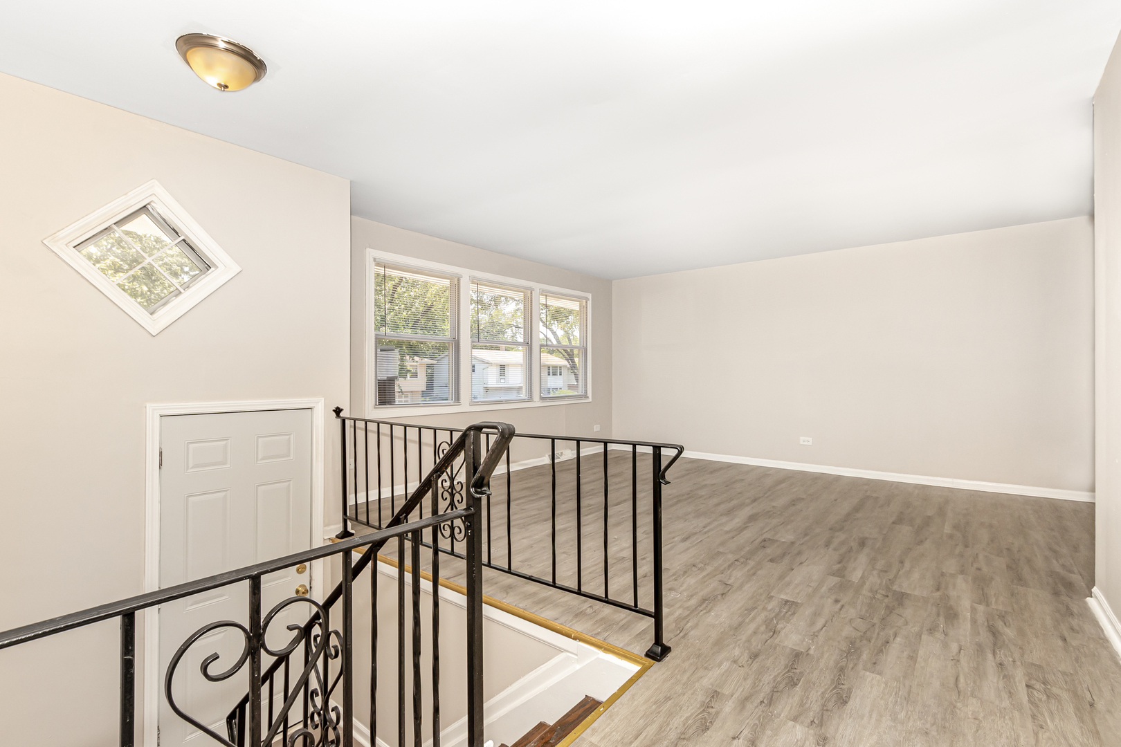 3510 Chestnut Drive Property Photo 4