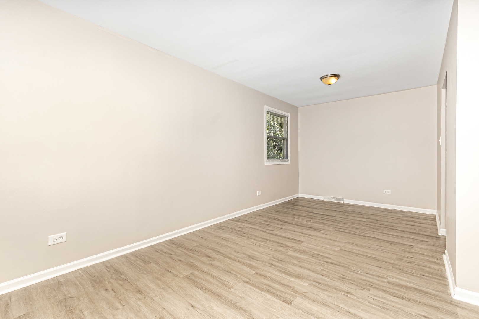 3510 Chestnut Drive Property Photo 5