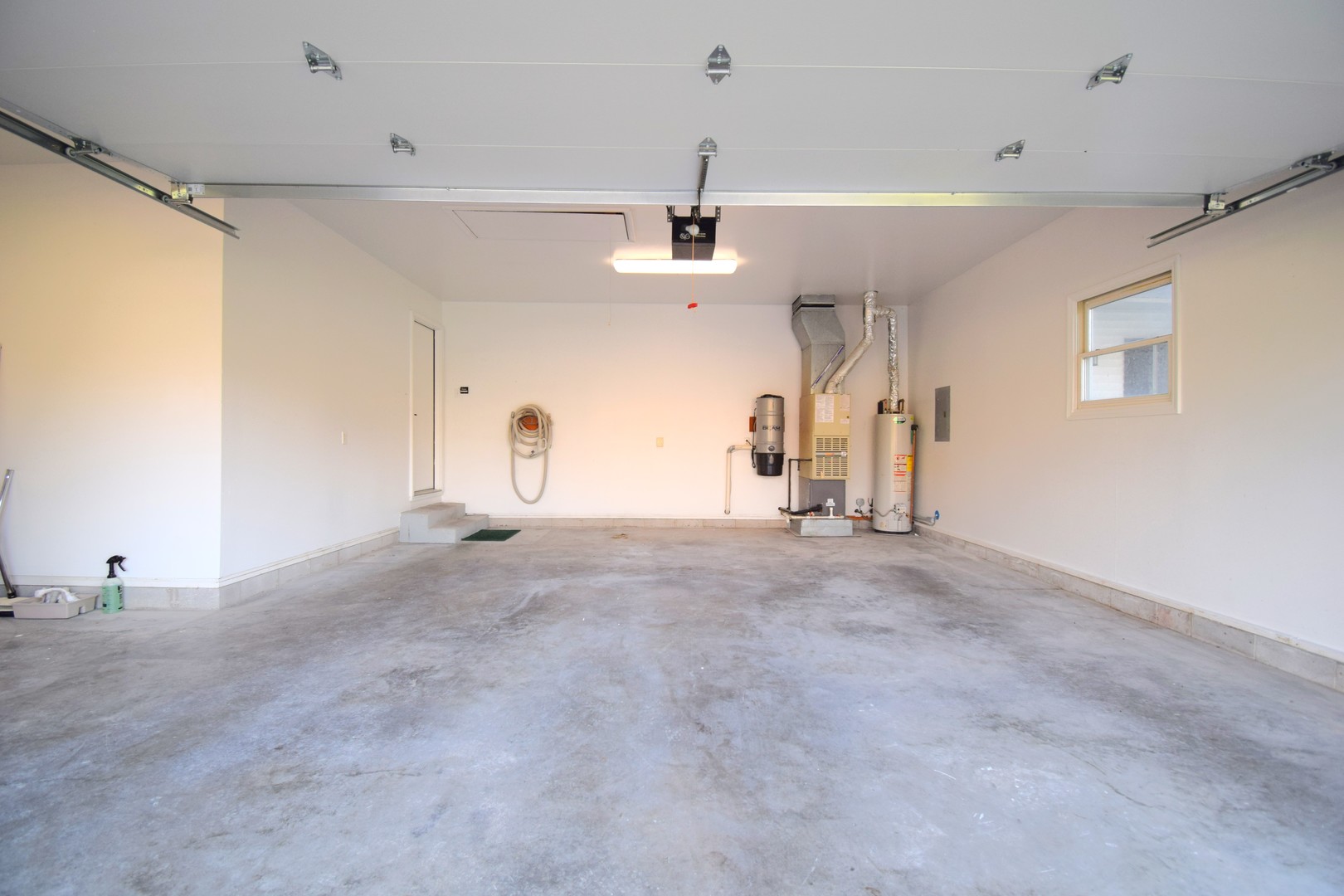 1024 Mulligan Drive 1024 Property Photo 3