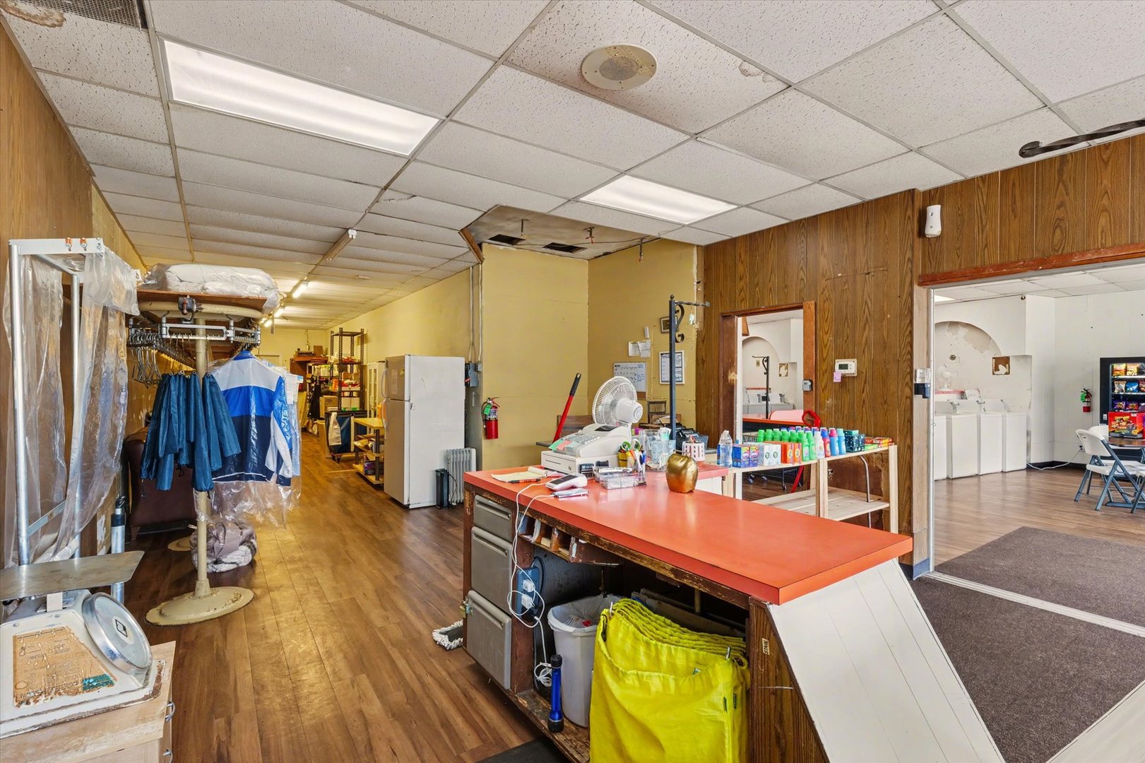 1205 S Mattis Avenue Property Photo 8