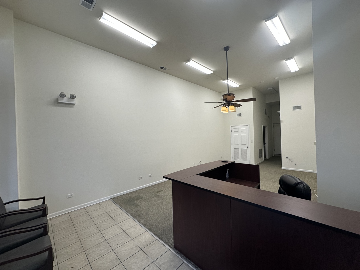 1019 S Western Avenue 1 Property Photo 2