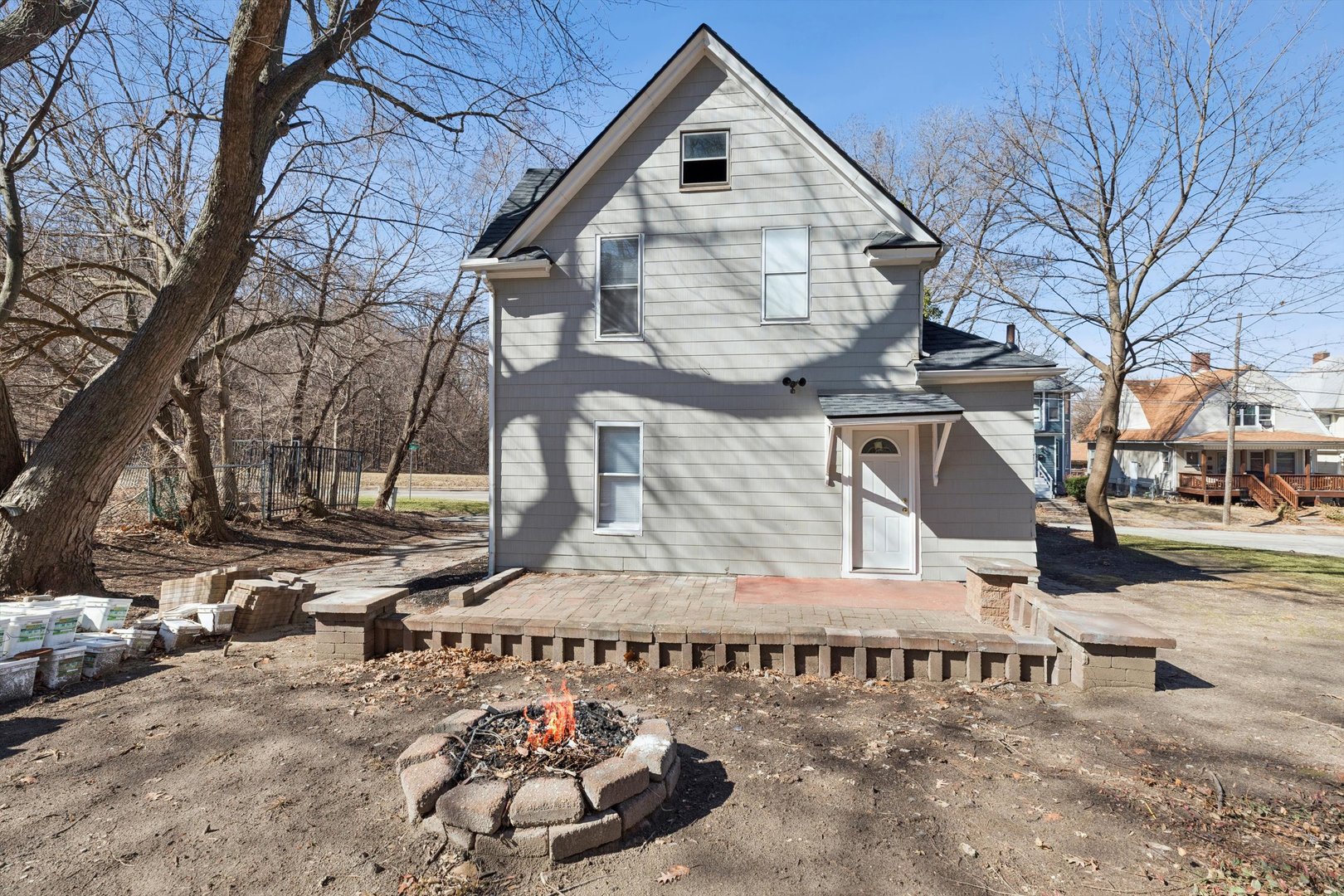 849 25th Street Property Photo 5