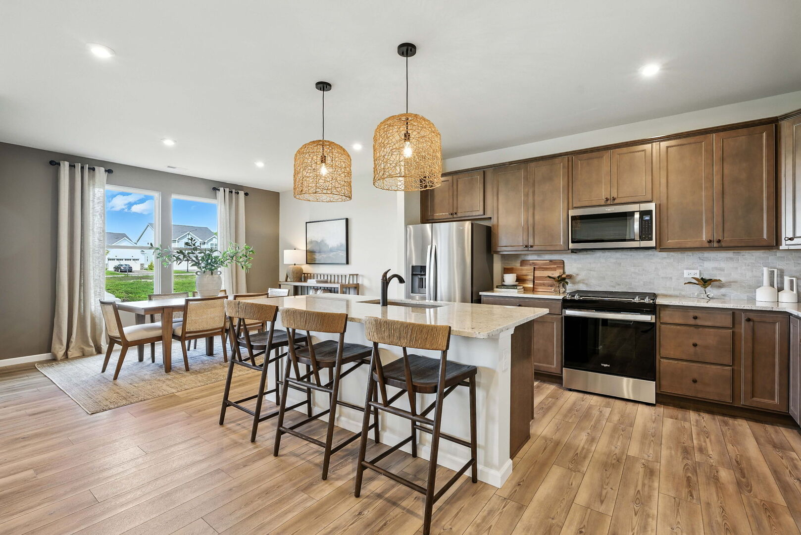 141 Daltrey Drive Property Photo 3