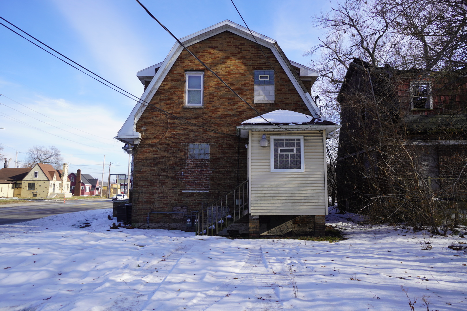 5425 Melton Road Property Photo 3