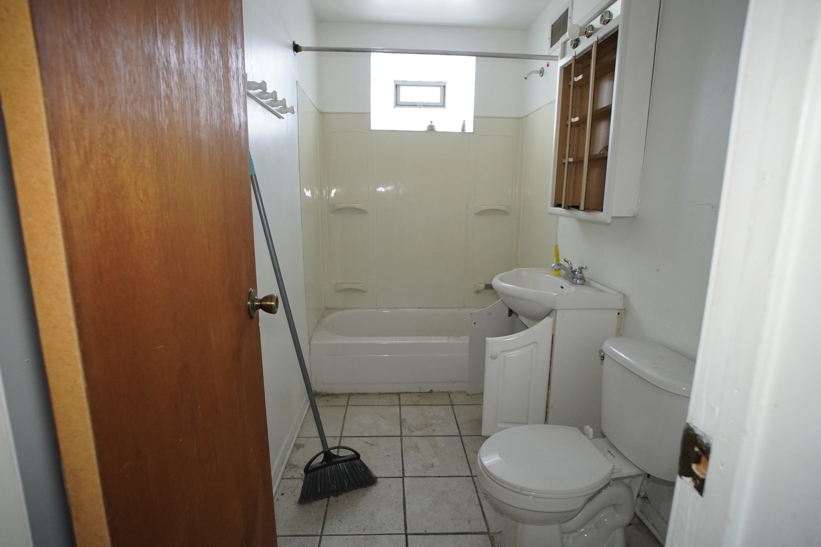 5425 Melton Road Property Photo 8