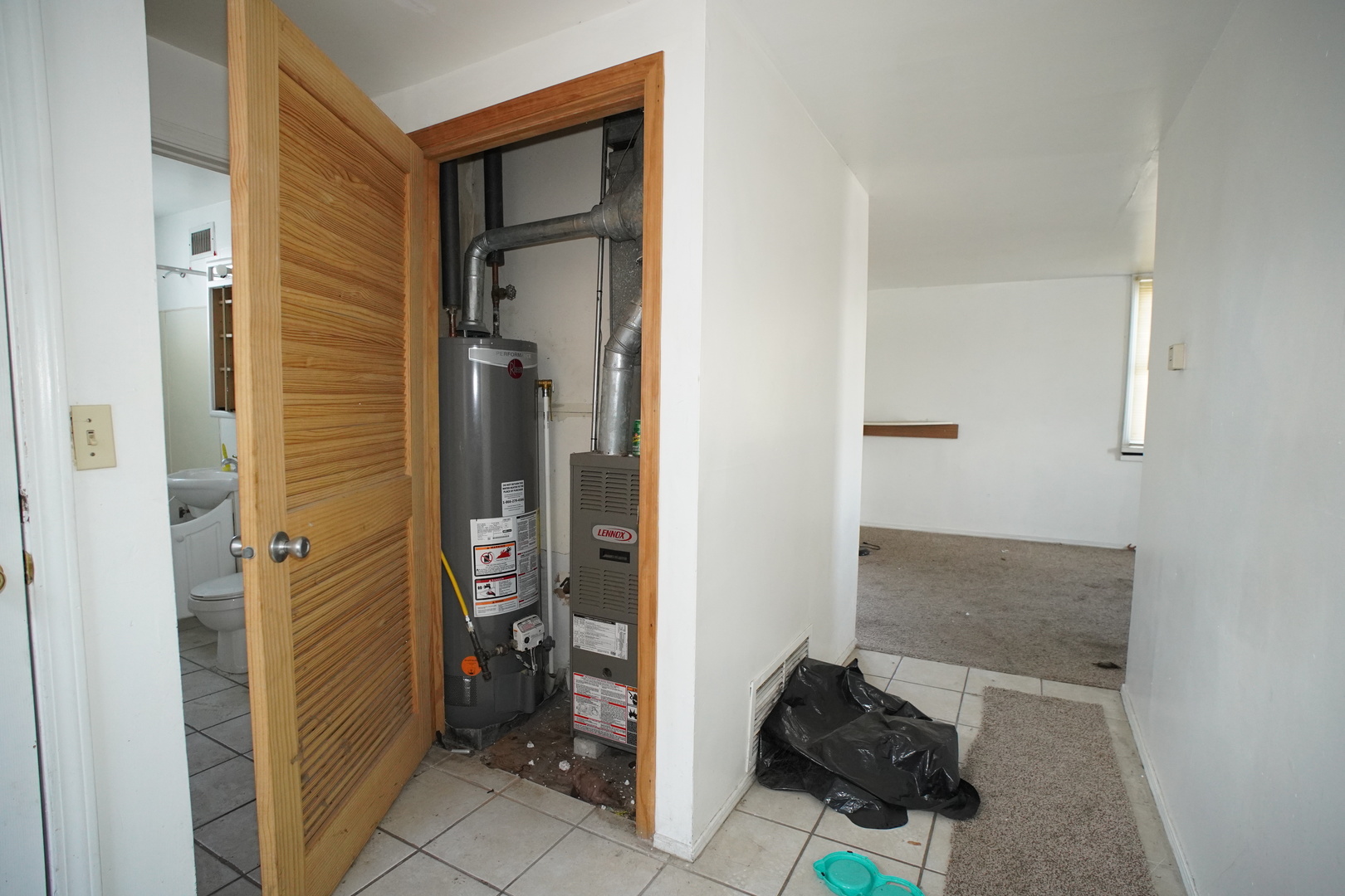 5425 Melton Road Property Photo 9