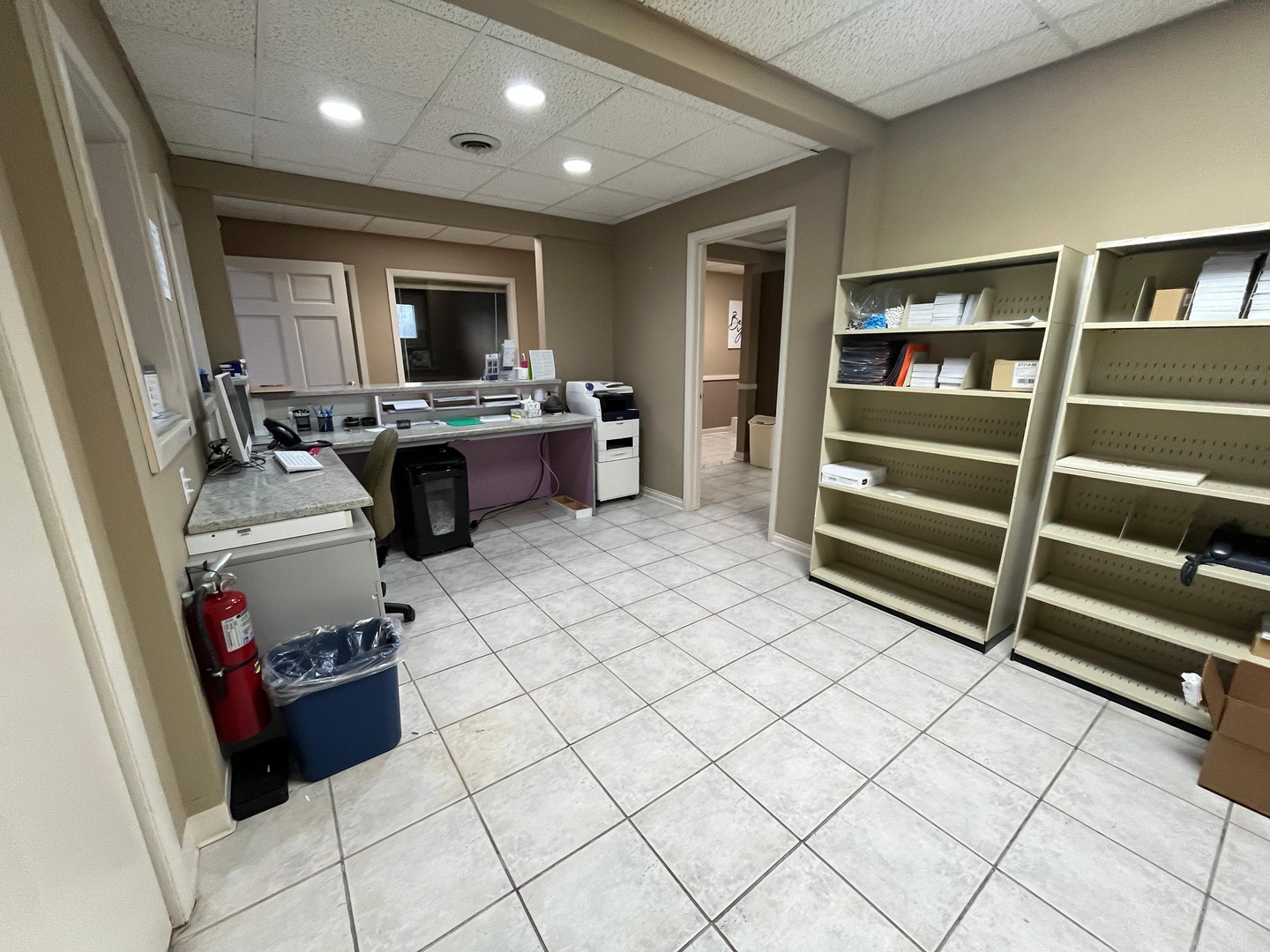 6067 N Northwest Highway Property Photo 8