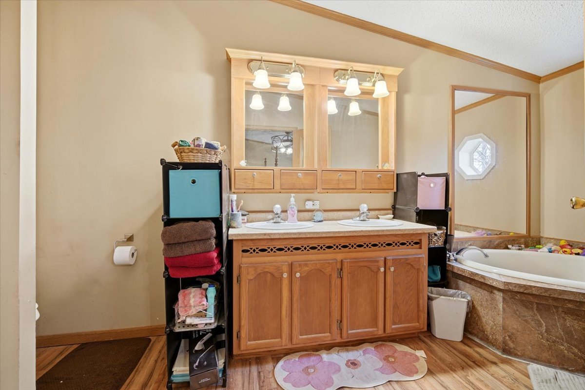 6009 Park Road Property Photo 13