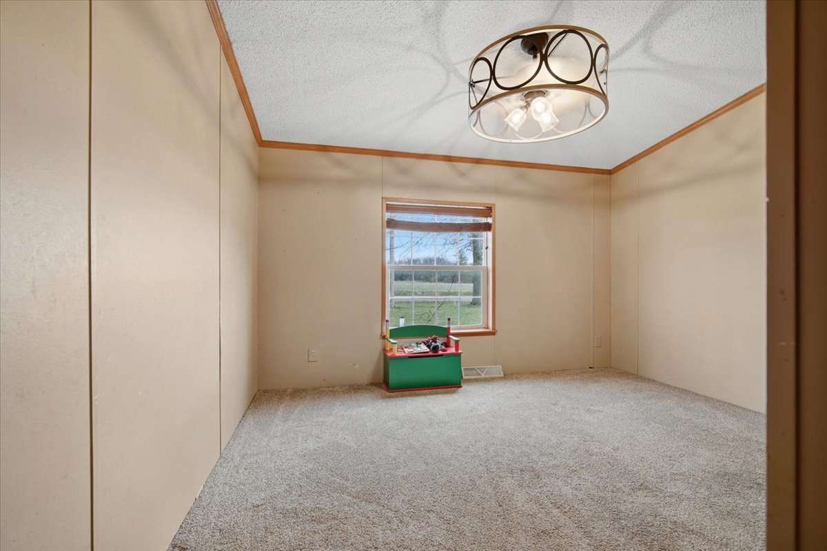 6009 Park Road Property Photo 17