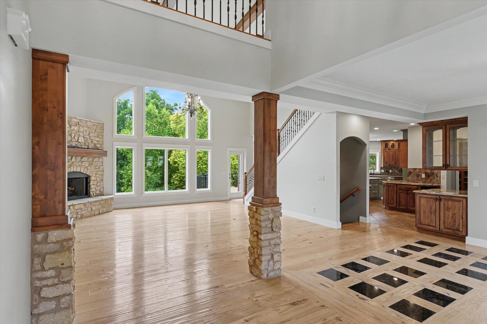 1610 Briarwood Lane Property Photo 11