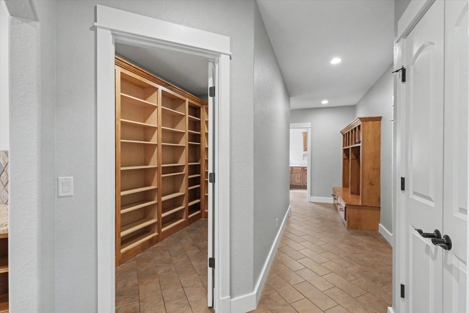 1610 Briarwood Lane Property Photo 30