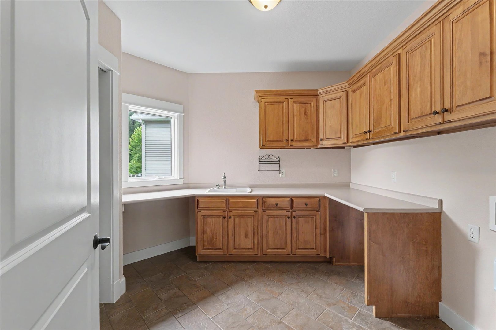 1610 Briarwood Lane Property Photo 33