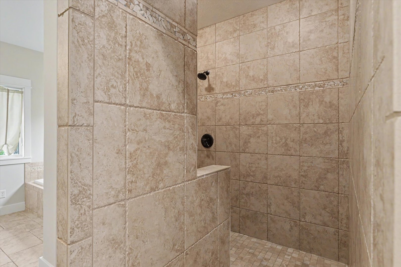 1610 Briarwood Lane Property Photo 38