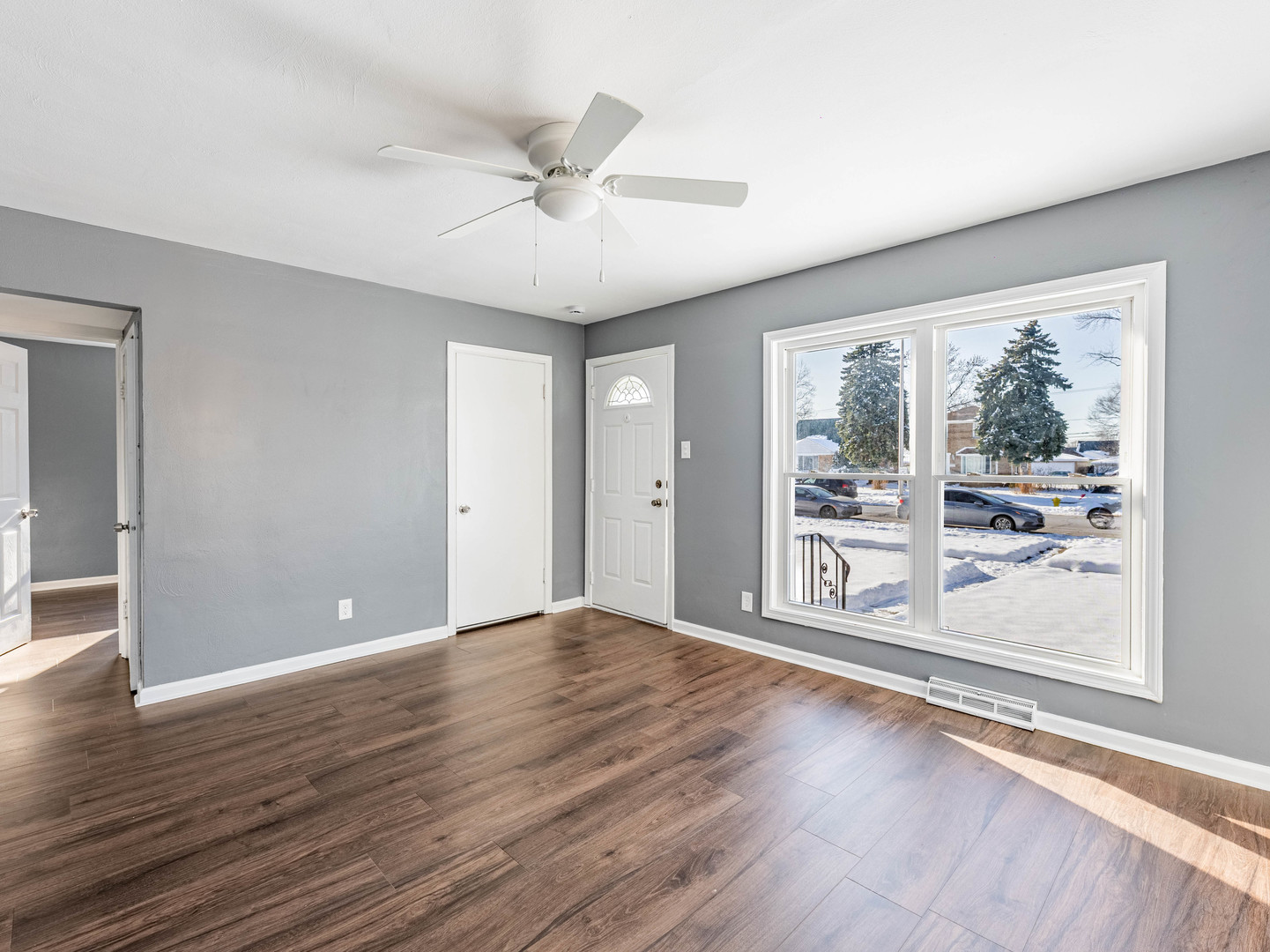 1477 Wentworth Avenue Property Photo 2