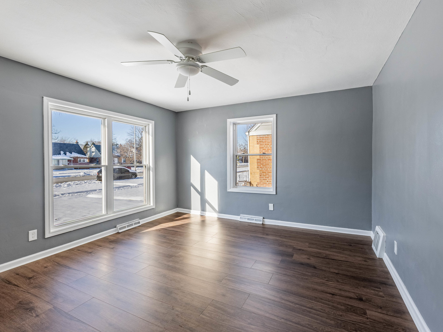1477 Wentworth Avenue Property Photo 4