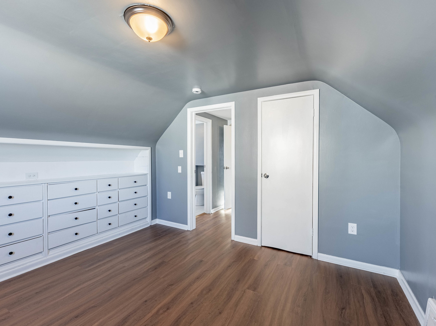 1477 Wentworth Avenue Property Photo 12