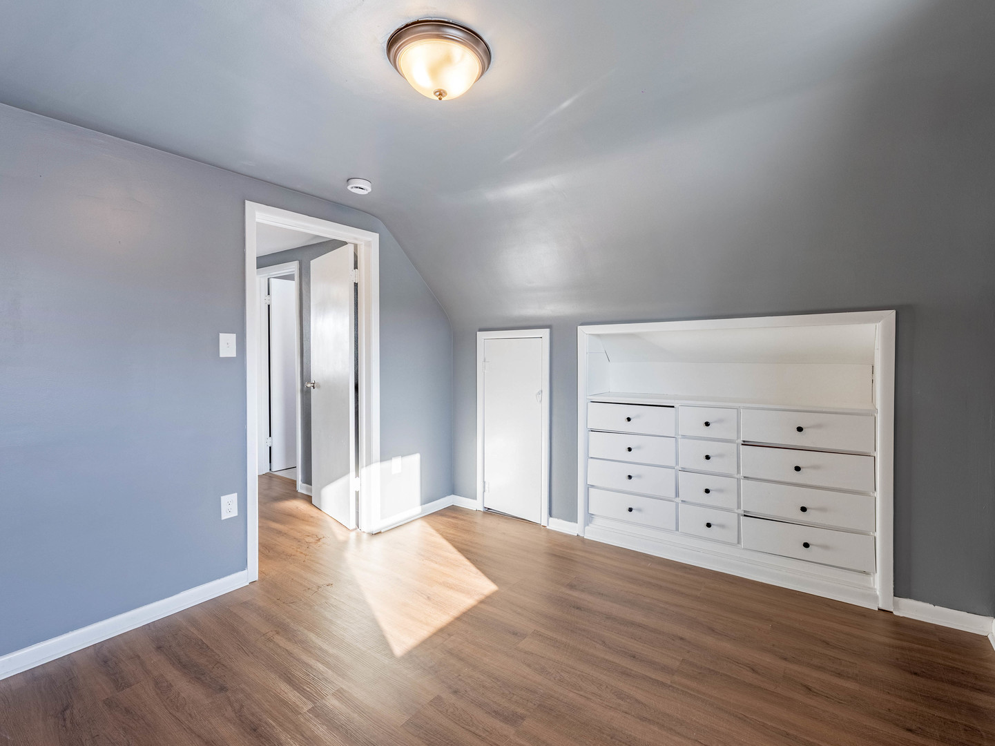 1477 Wentworth Avenue Property Photo 14