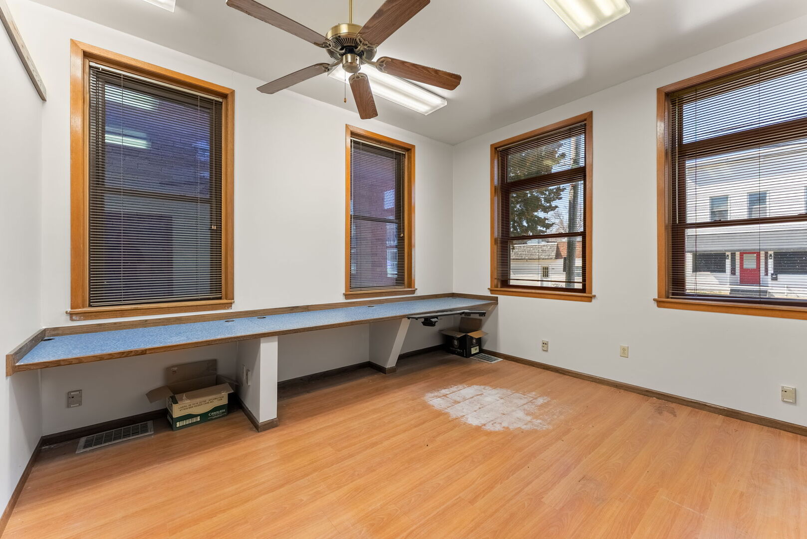 1529 Washington Street Property Photo 9