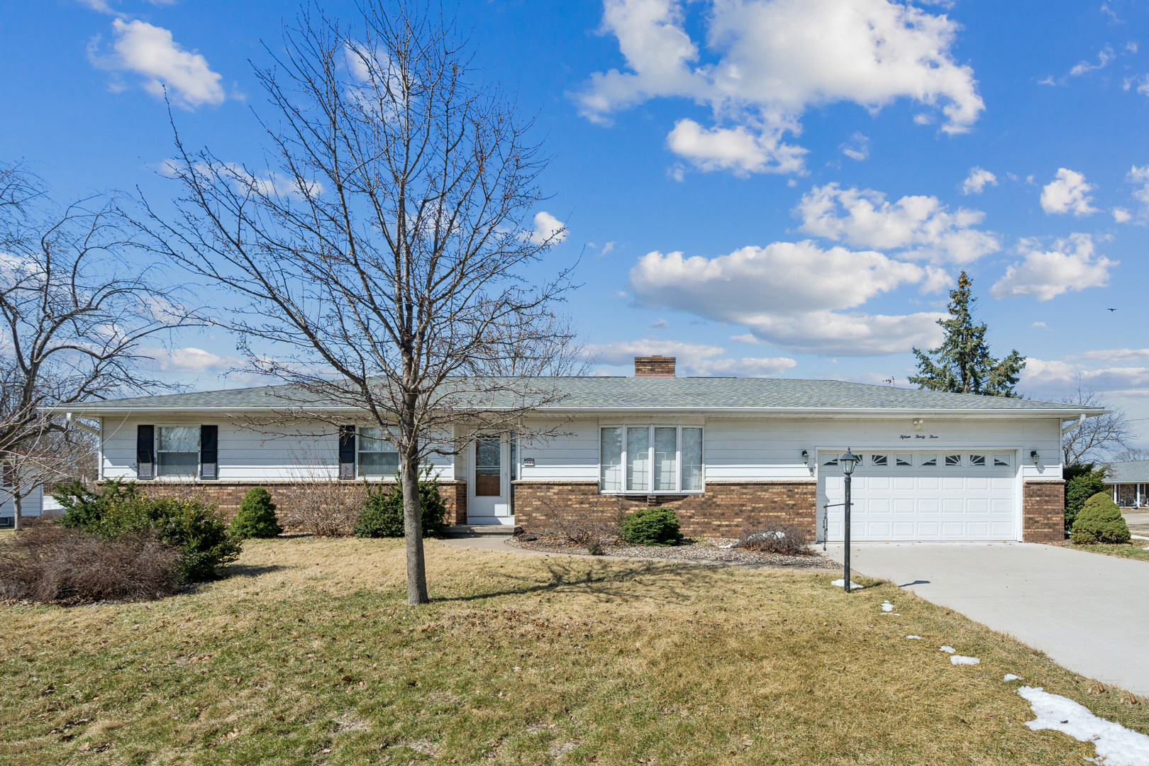 1533 2nd Avenue Property Photo 1