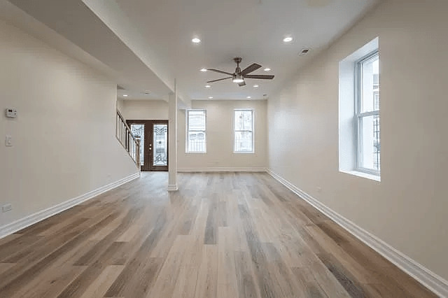 1013 W 18th Place Property Photo 10