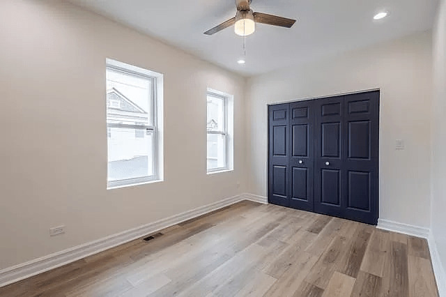 1013 W 18th Place Property Photo 11