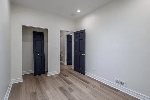 1013 W 18th Place Property Photo 13