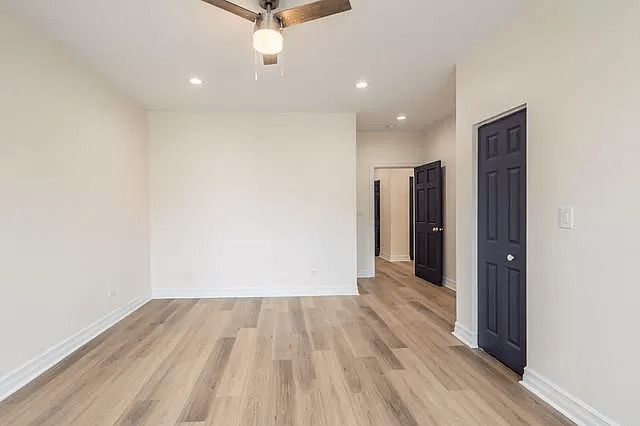 1013 W 18th Place Property Photo 16