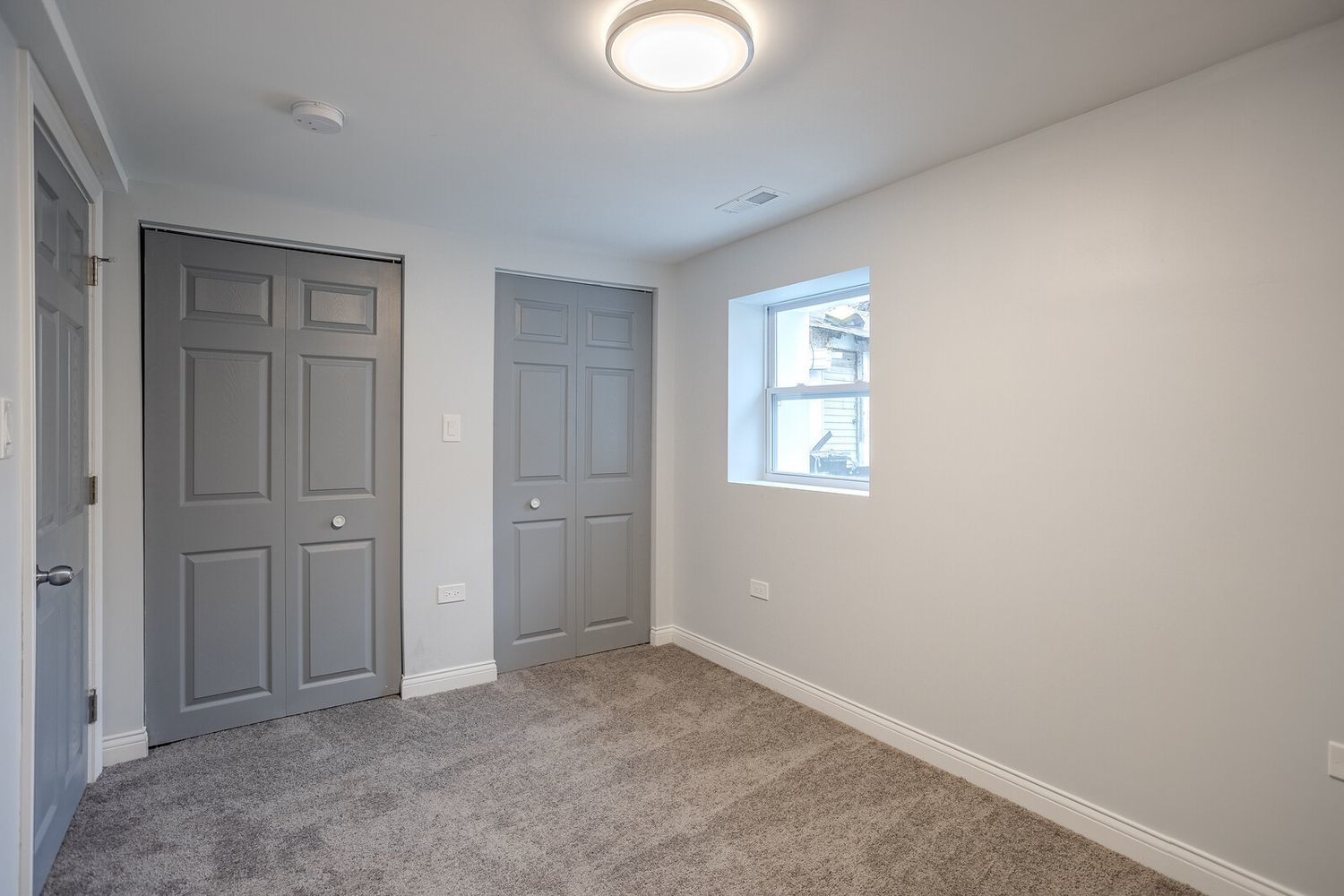 1013 W 18th Place Property Photo 28