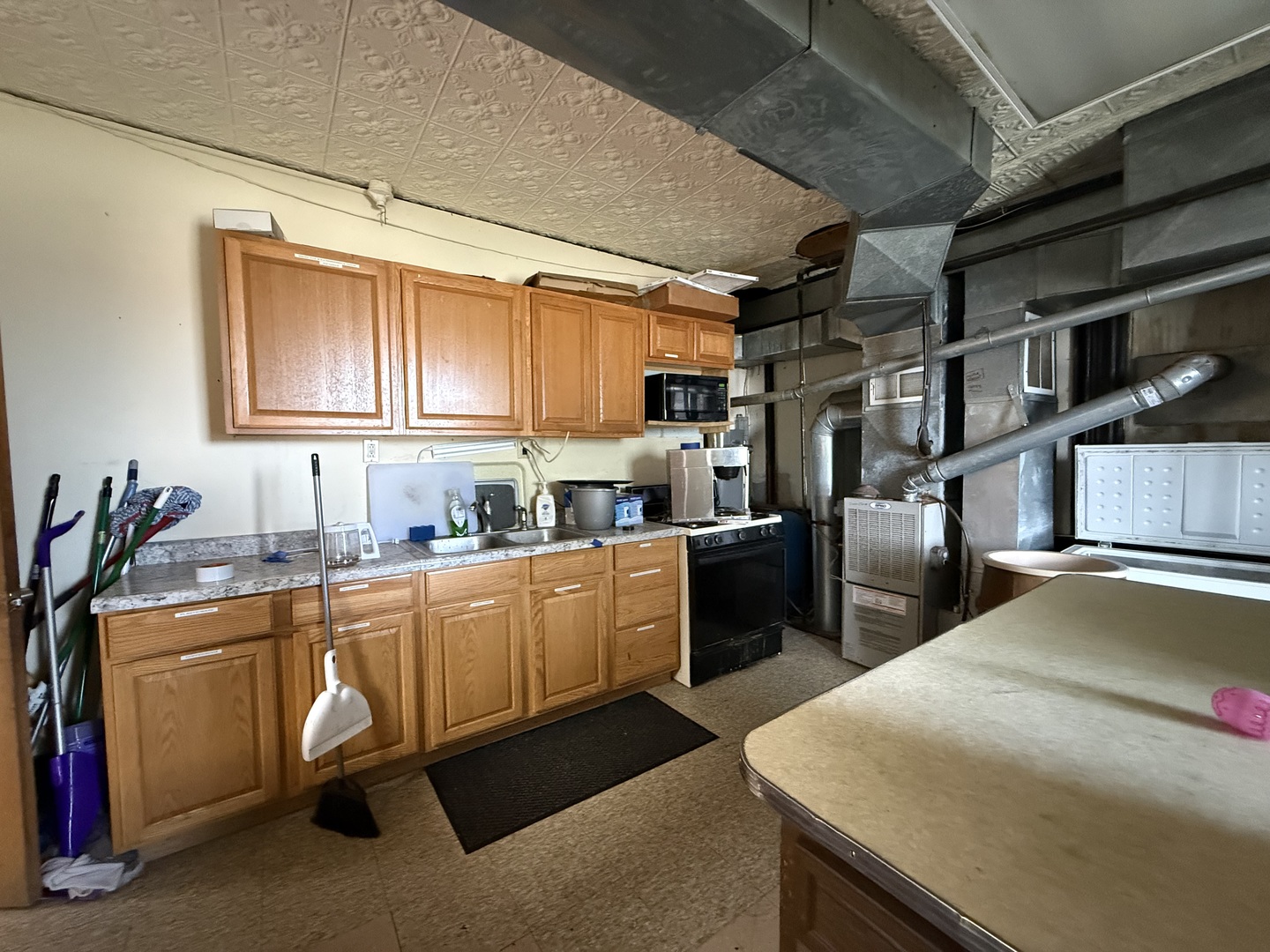104-106 Gaston Street Property Photo 16