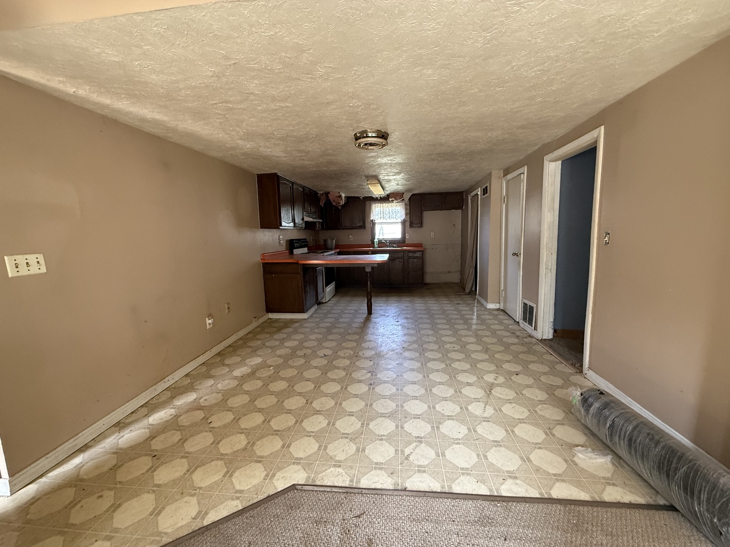 104-106 Gaston Street Property Photo 53