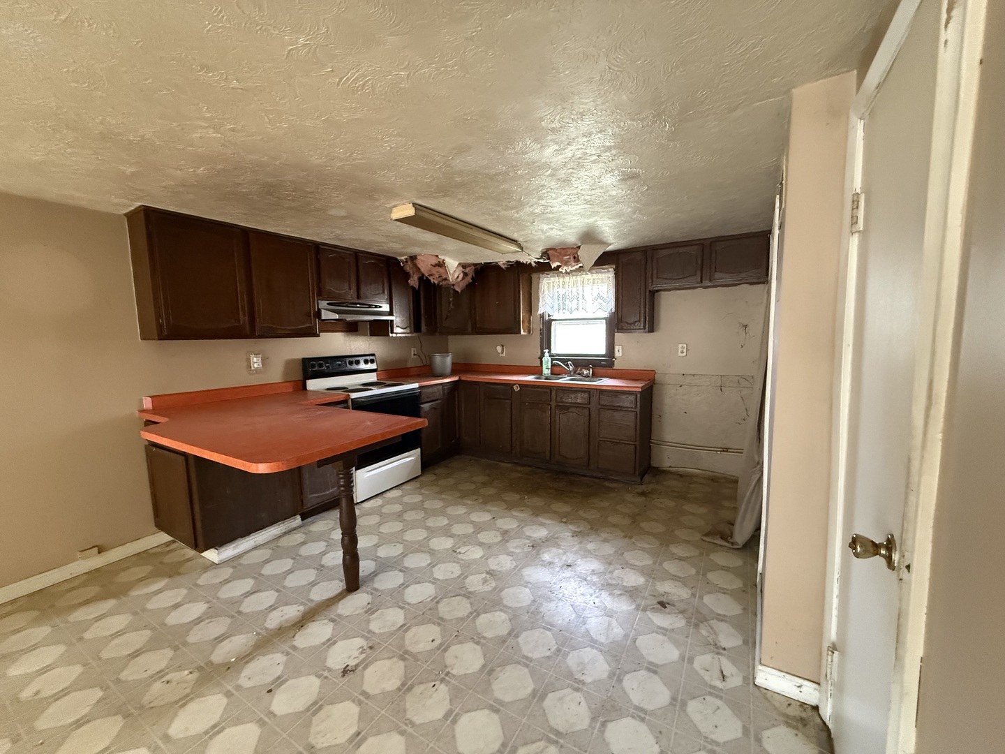 104-106 Gaston Street Property Photo 55