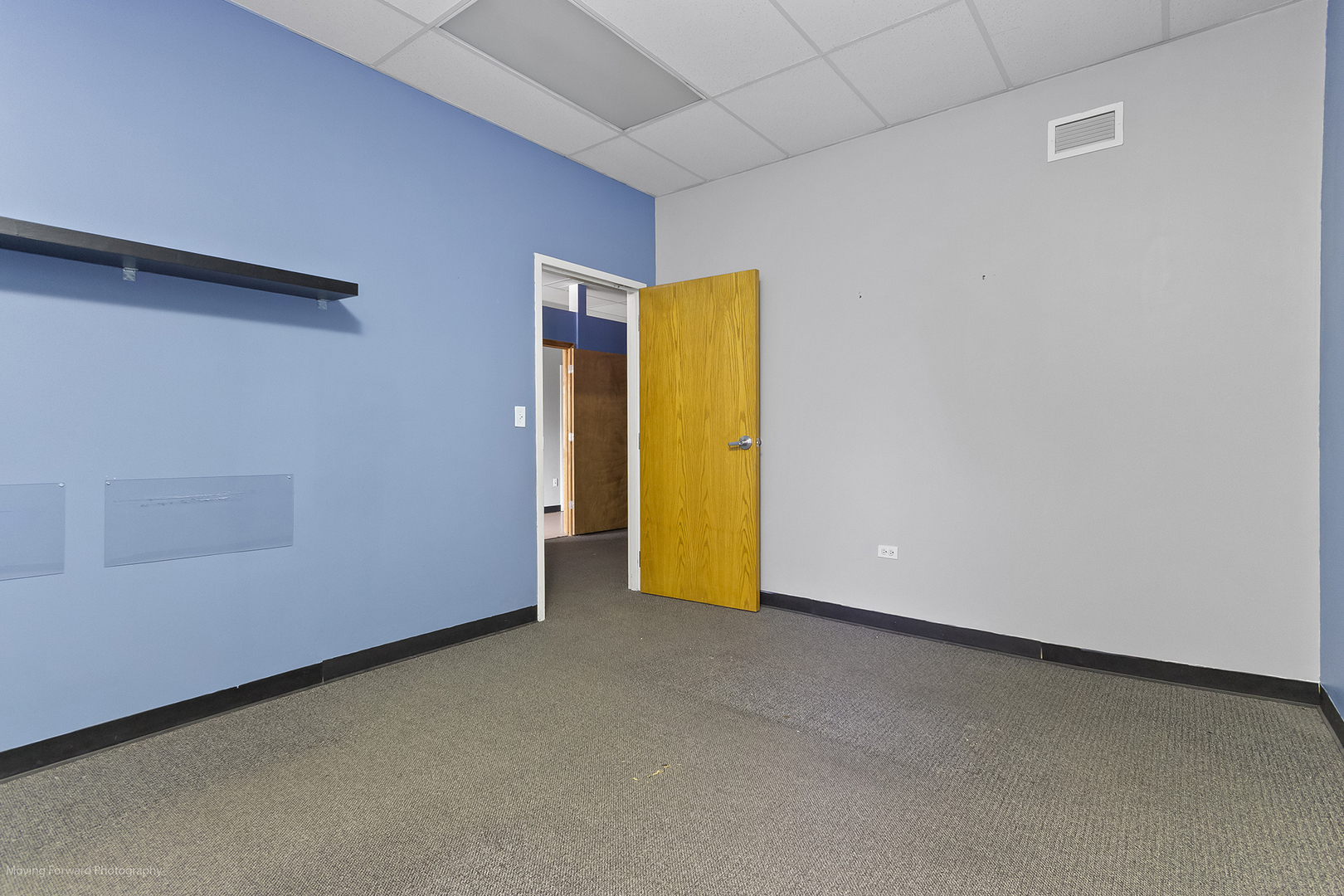 4195 S Archer Avenue Property Photo 17