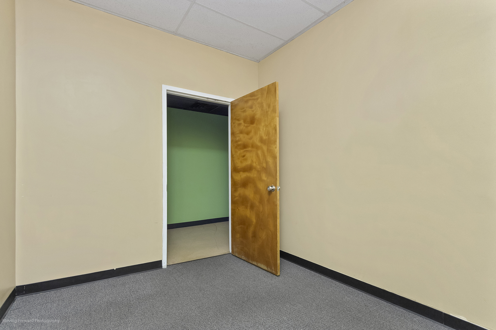 4195 S Archer Avenue Property Photo 21