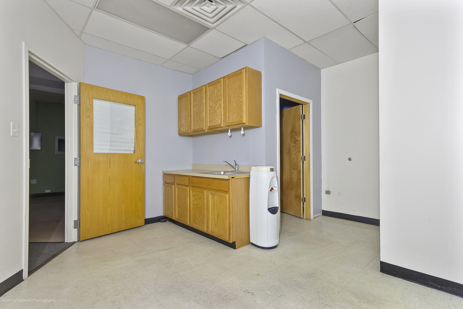 4195 S Archer Avenue Property Photo 23