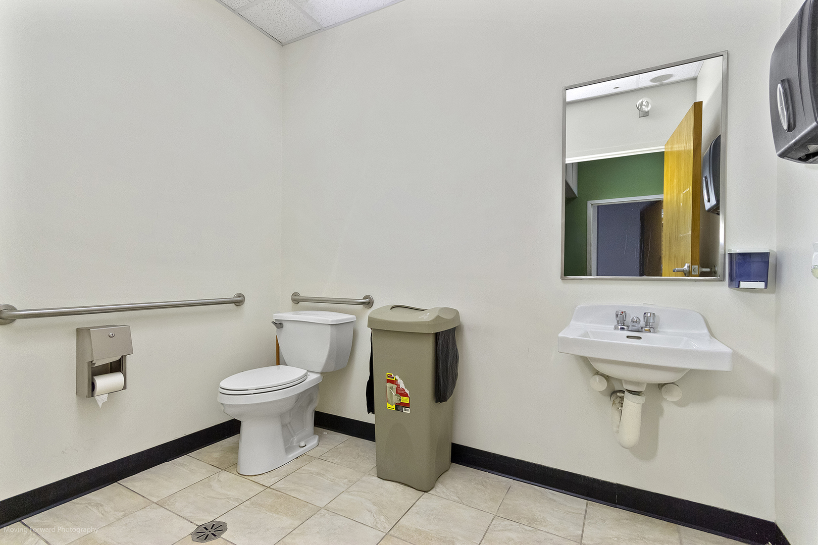 4195 S Archer Avenue Property Photo 27