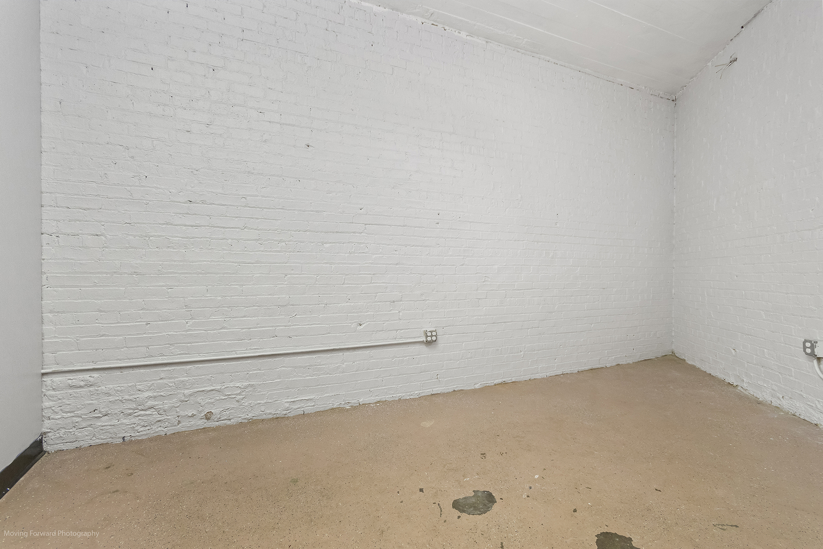4195 S Archer Avenue Property Photo 31