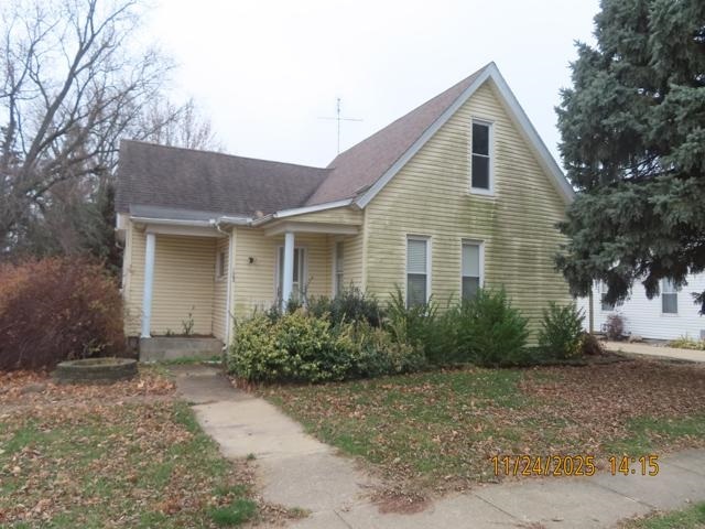 103 1st Street Property Photo 1