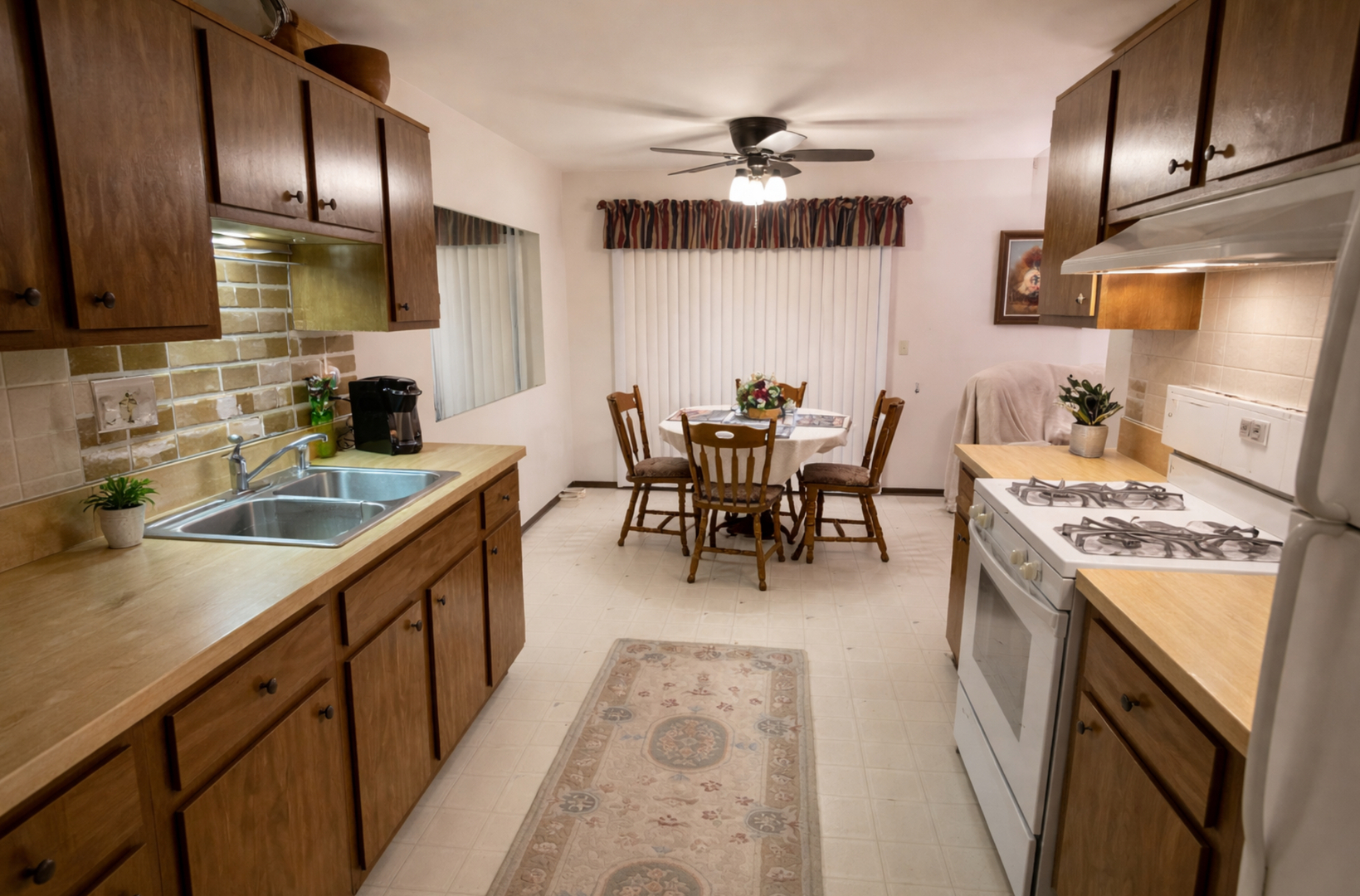4 Ingleshire Road Property Photo 3