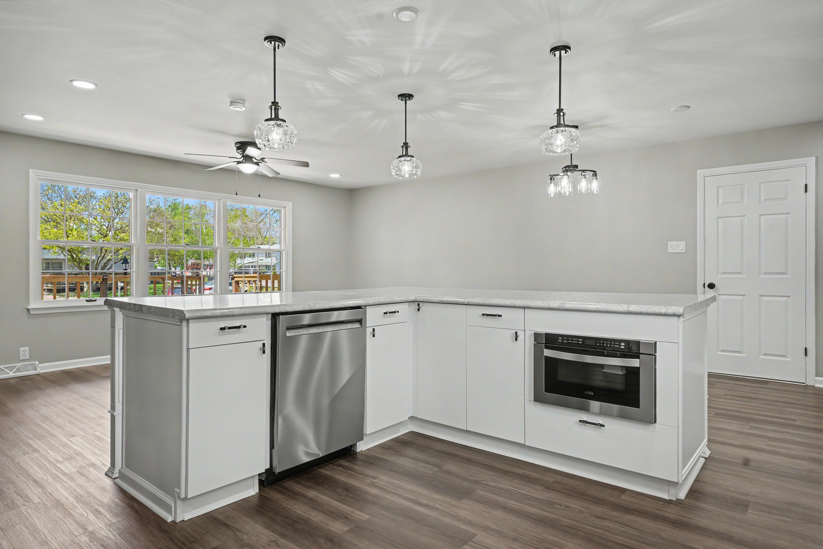 2303 Brookhaven Drive Property Photo 12