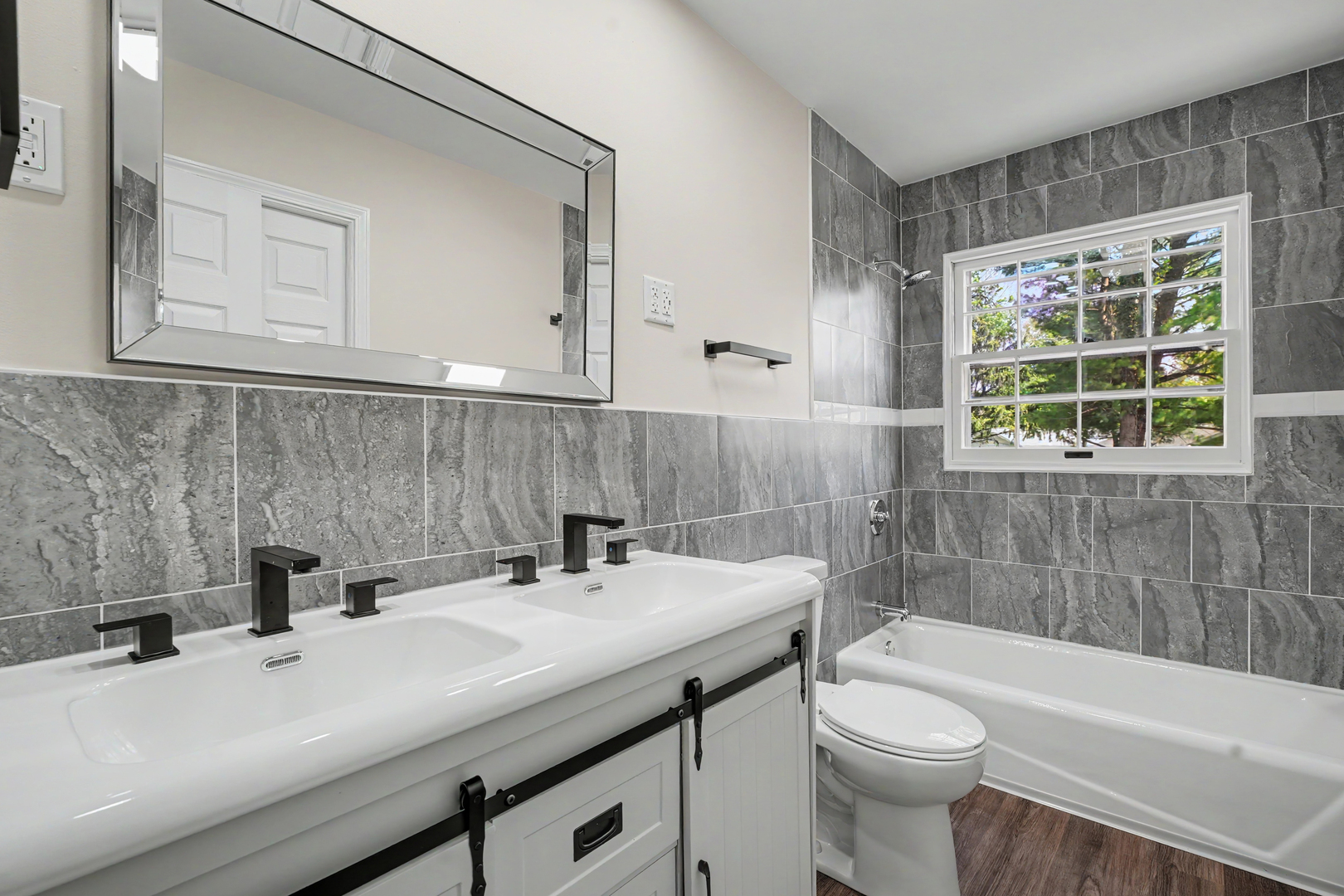2303 Brookhaven Drive Property Photo 21