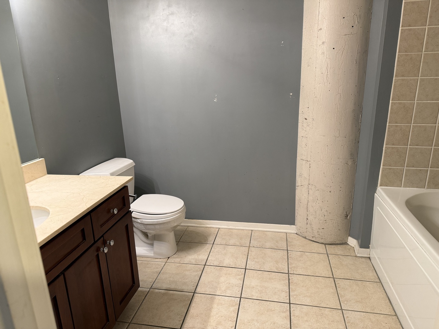 1525 S Sangamon Street 414 Property Photo 6