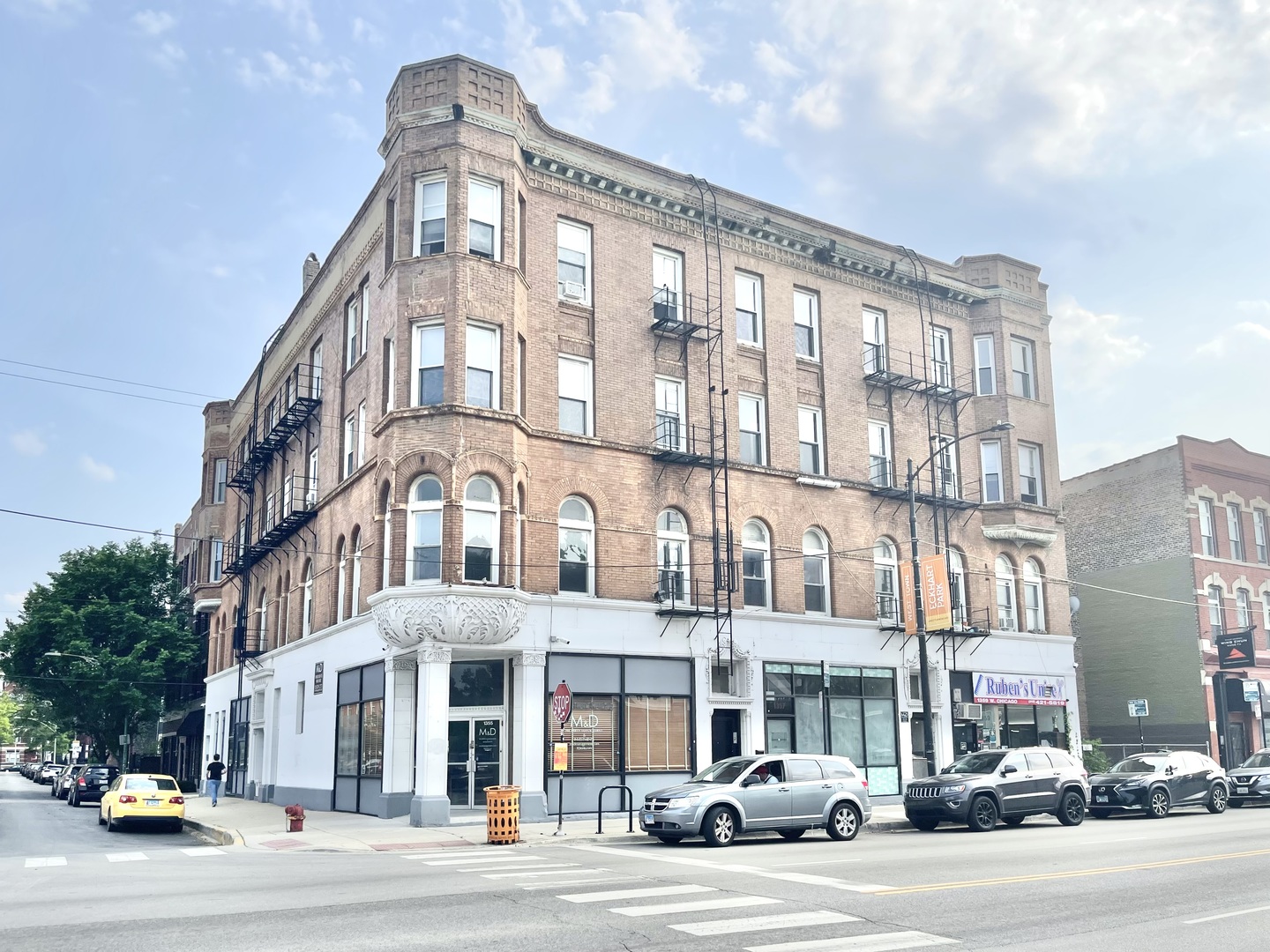 1355 W Chicago Avenue Cs Property Photo 1