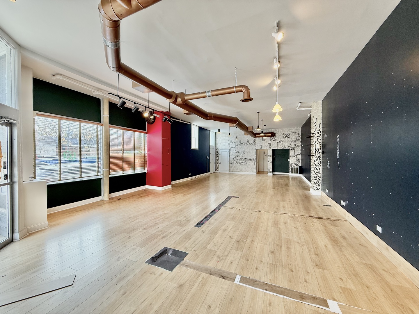 1355 W Chicago Avenue Cs Property Photo 3