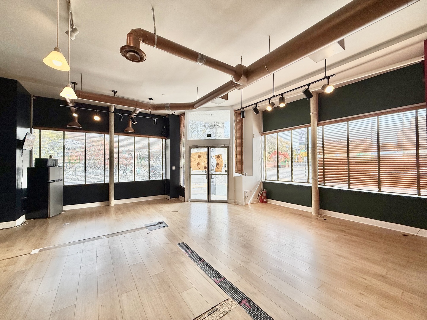 1355 W Chicago Avenue Cs Property Photo 9