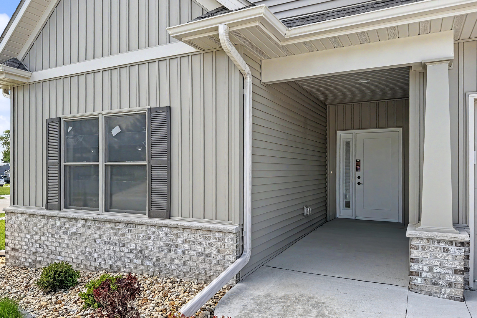 608 Kevin Road Property Photo 4