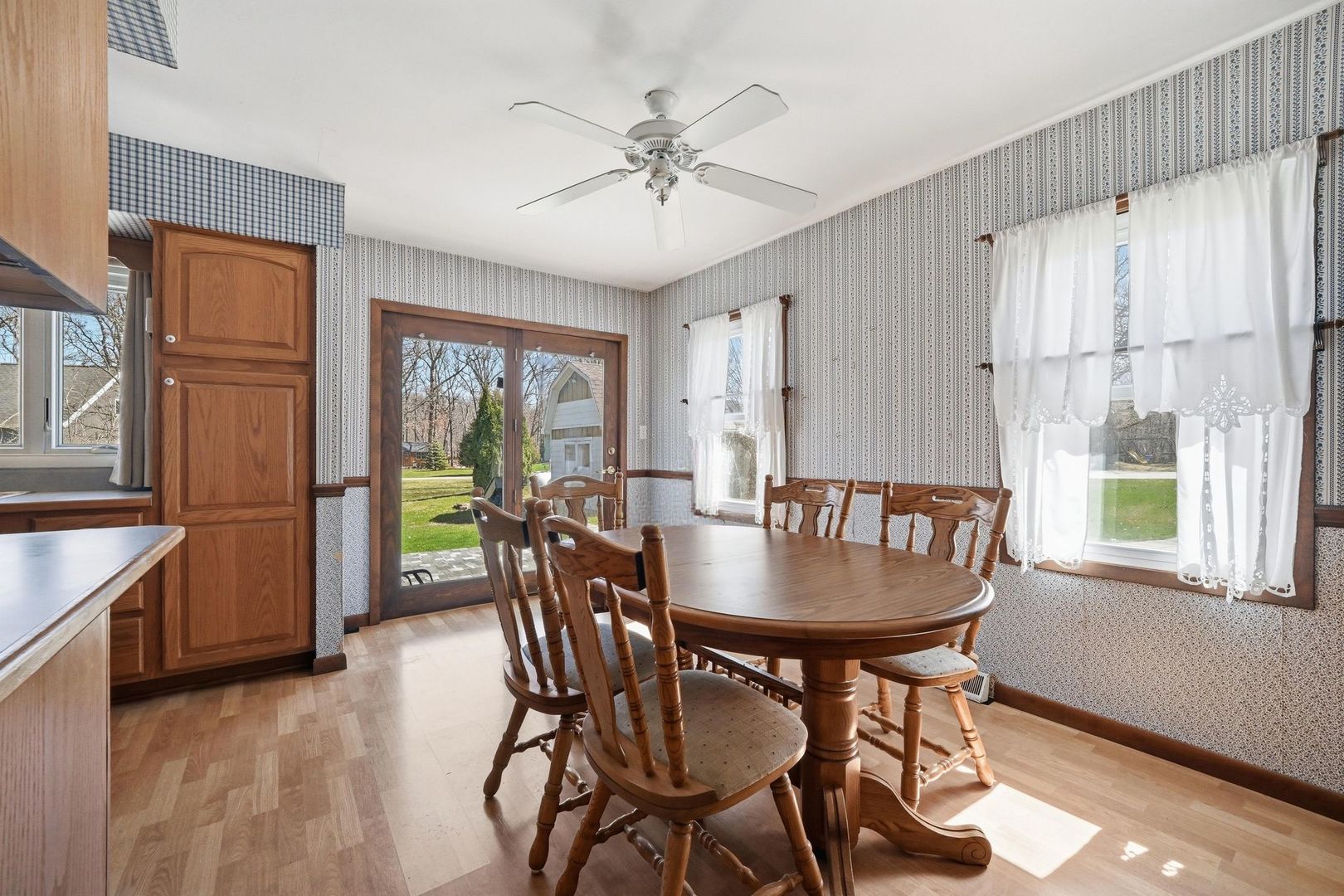 2594 E 1069th Road Property Photo 15