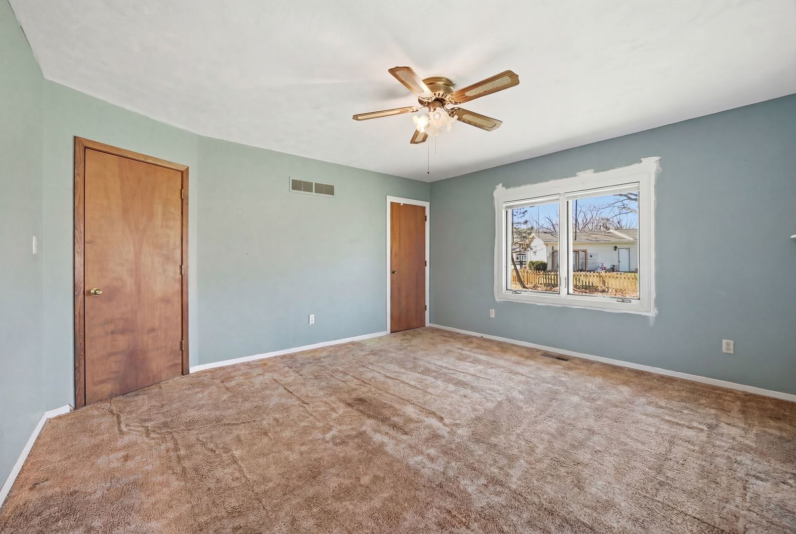 2594 E 1069th Road Property Photo 28
