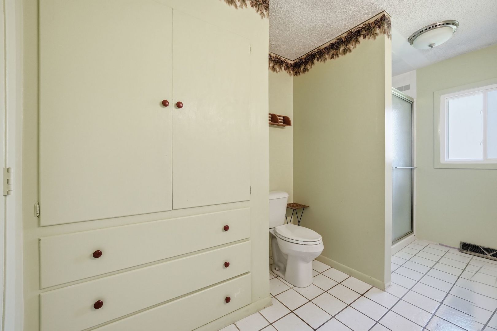 2594 E 1069th Road Property Photo 35