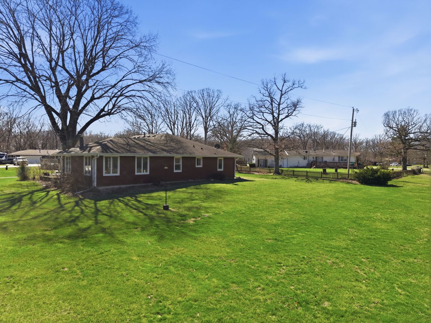 2594 E 1069th Road Property Photo 42