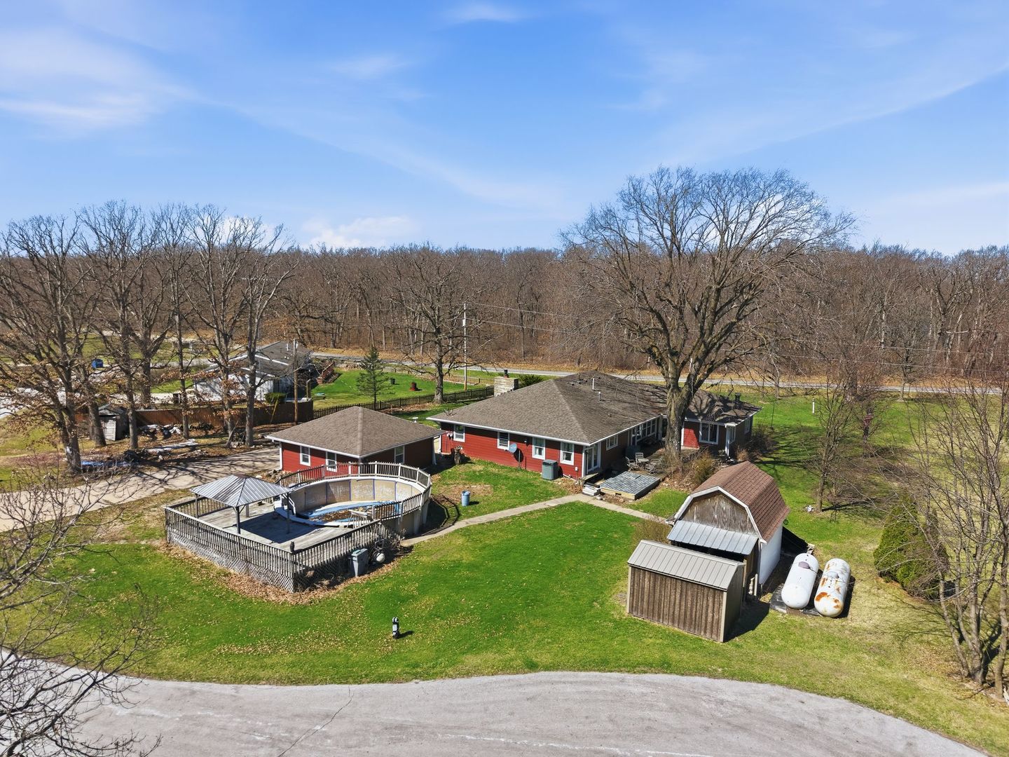 2594 E 1069th Road Property Photo 45